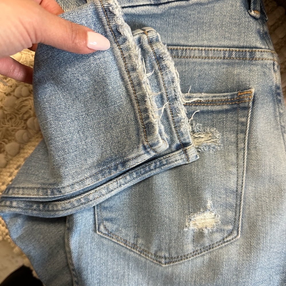 New🍁Gorgeous light wash denim - Picture 10 of 10